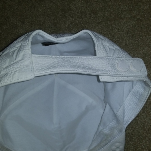 Authentic Louis Vuitton Hat - Picture 5 of 8